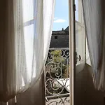 ベッド・アンド・ブレックファスト Le Patio Des Senteurs Verzeille