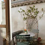 Le Patio Des Senteurs Verzeille