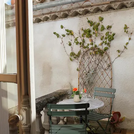 Le Patio Des Senteurs Verzeille