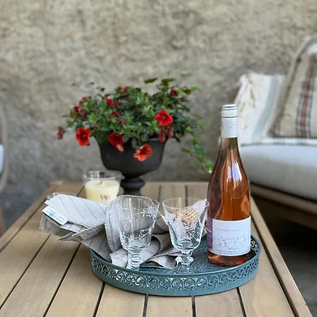 Le Patio Des Senteurs *