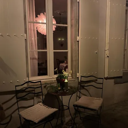 ベッド・アンド・ブレックファスト Le Patio Des Senteurs 3*