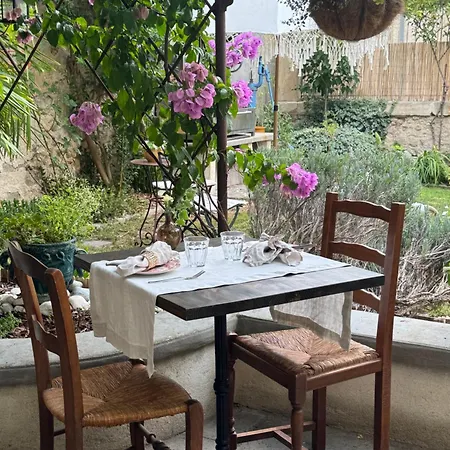 Le Patio Des Senteurs